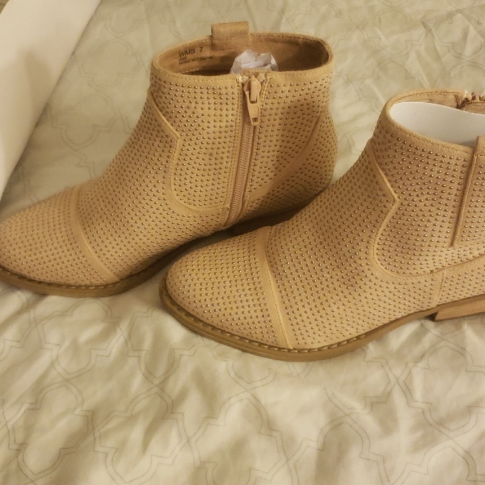 Reportsshoes - Picture 2 of 4